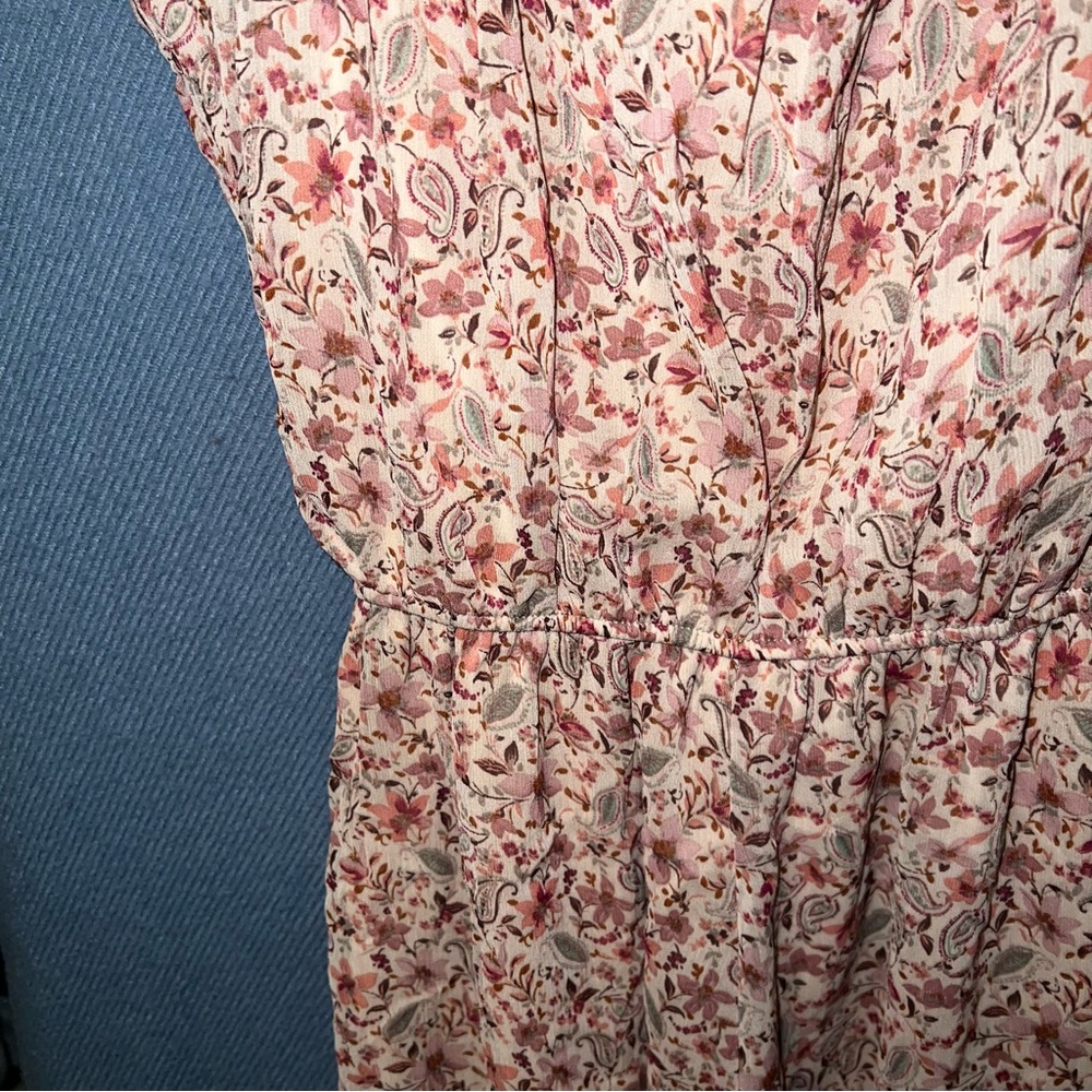 Trixxi Pink Floral Romper - Picture 5 of 5